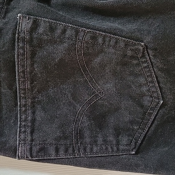 LEVIS Black Vintage 550 Relaxed Jeans - Picture 5 of 12